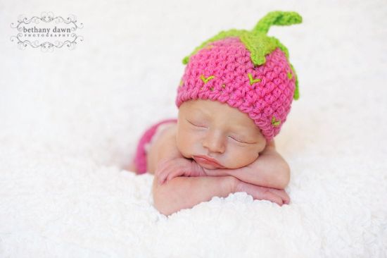 Picture of Strawberry Crochet PATTERN - Strawberry Shortcake Beanie & Leg Warmers - PDF pattern newborn baby photo prop hat baby girl outfit
