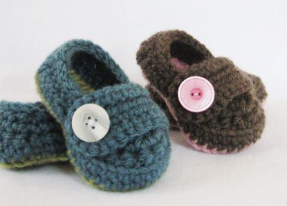 Picture of Baby CROCHET PATTERN Button Strap Booties (5 sizes included from newborn-24 months) Instant Download