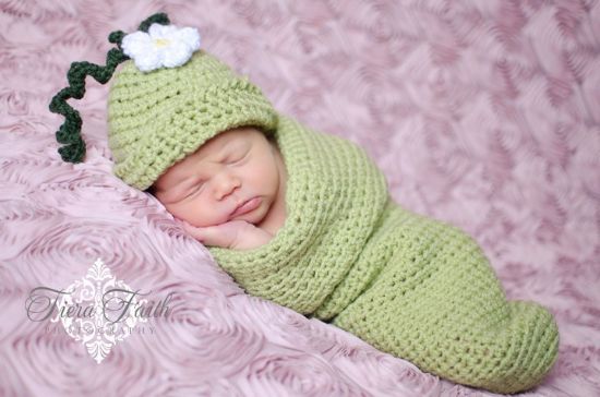 Picture of Baby CROCHET PATTERN - Sweet Pea Beanie & Cocoon - baby sleep sack baby hat crochet beanie newborn photo prop PDF pattern instant download